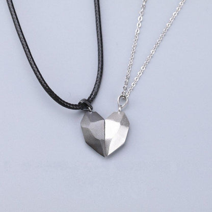 Neo Gothic Metal Necklaces for Lovers' Parties (Pair)